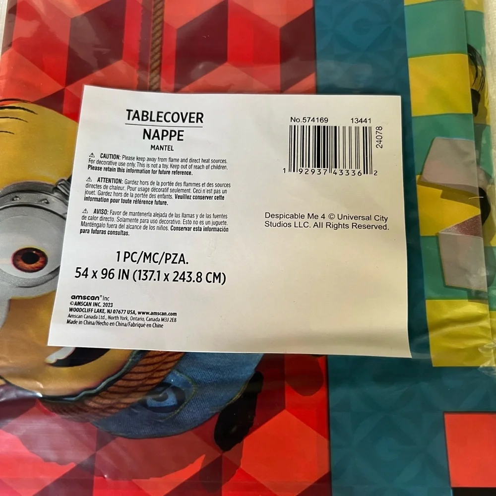 Universal Minions Tablecover - Blue and Yellow